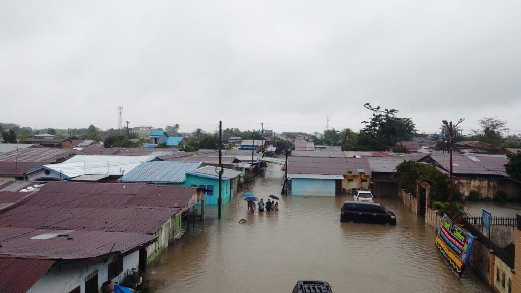 Korban Banjir Dan Longsor Sumatera Tembus 1053 Orang BNPB Masih Cari 200