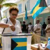 Pemilu Bahamas Dimulai Saat Philip Davis Kejar Reeleksi Langka