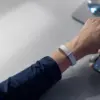 Google Luncurkan Fitbit Air Untuk Era Wearable Tanpa Layar