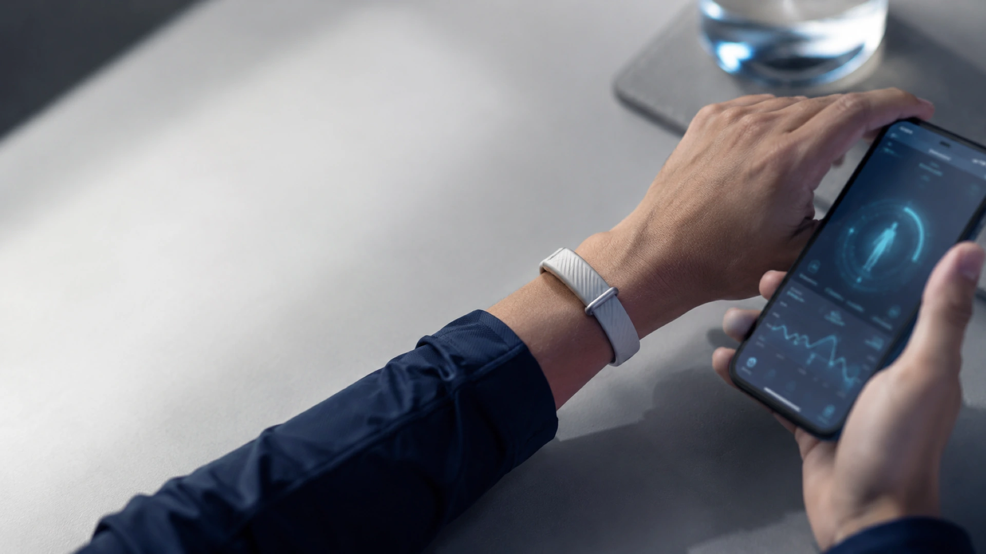 Google Luncurkan Fitbit Air Untuk Era Wearable Tanpa Layar